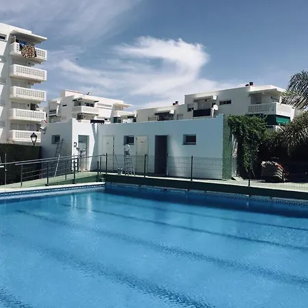 New Golden Mile Apartment